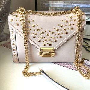 MICHEAL KOR LARGE SHOULDER WHITNEY -MIX STUD BAG